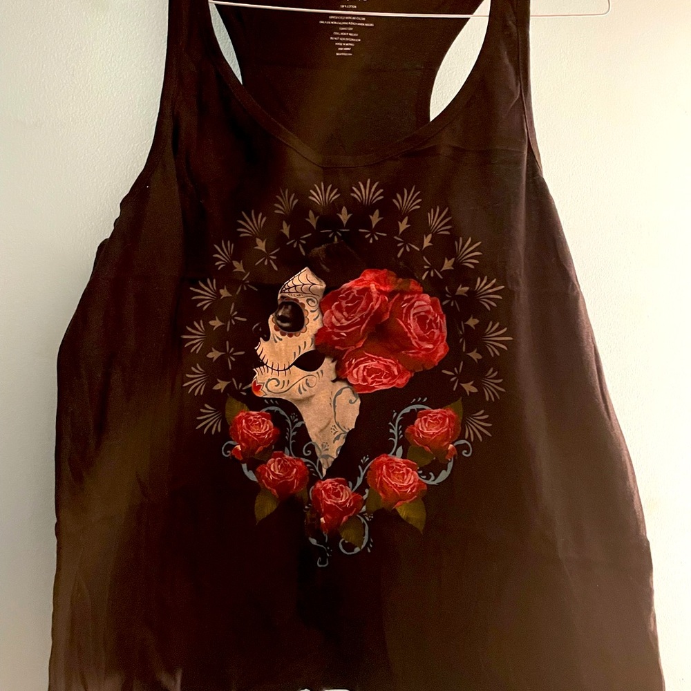 Torrid black tank top with Day of the Dead decor, size 00